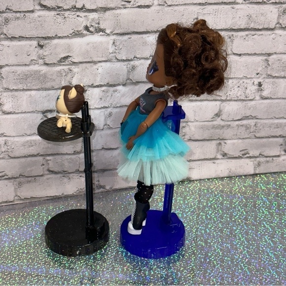 L.O.L. Surprise! LOL Surprise OMG Miss Glam Doll & Miss Puppy Pet Big Sis Pup - Picture 4 of 12